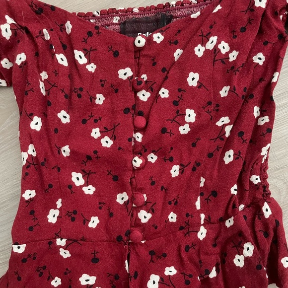Reformation Red Floral Scrunch Top - Picture 2 of 4
